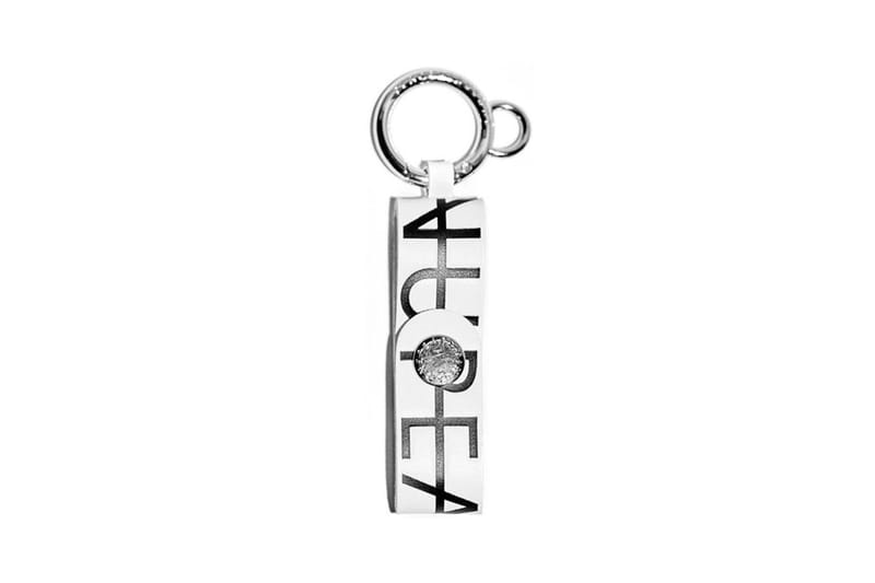 【PEACEMINUSONE】 G-DRAGON Ubermensch l Keyring G-DRAGON Ubermensch Official Mini Light Keyring, (100