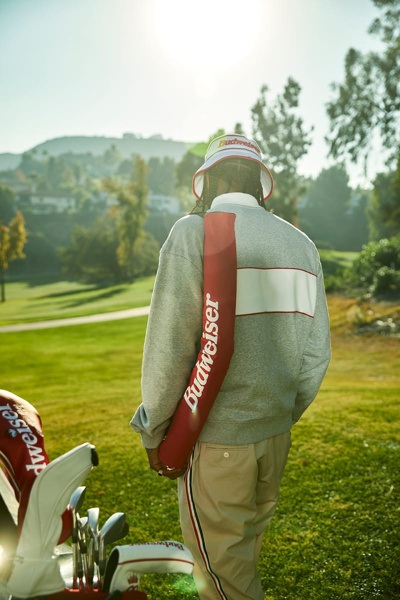 Budweiser selling golf bag with stand