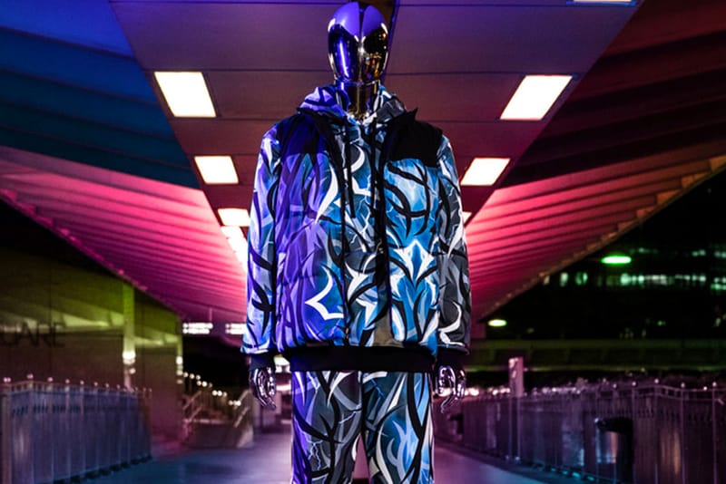 CLOT Alienegra Lightning Blue L/S Tシャツ CLOT'S ICONIC ALIENEGRA PATTERN RETURNS IN BLUE TIGER ALIENEGRA