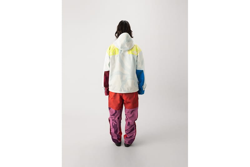 KAWS x The North Face 
