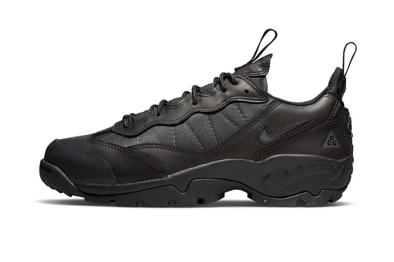 Nike acg sale triple black