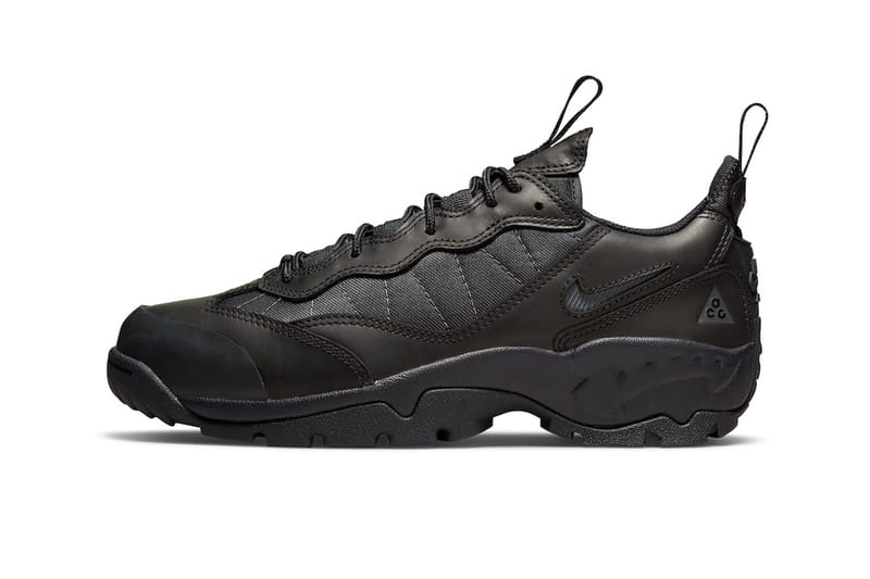 Nike acg shop triple black