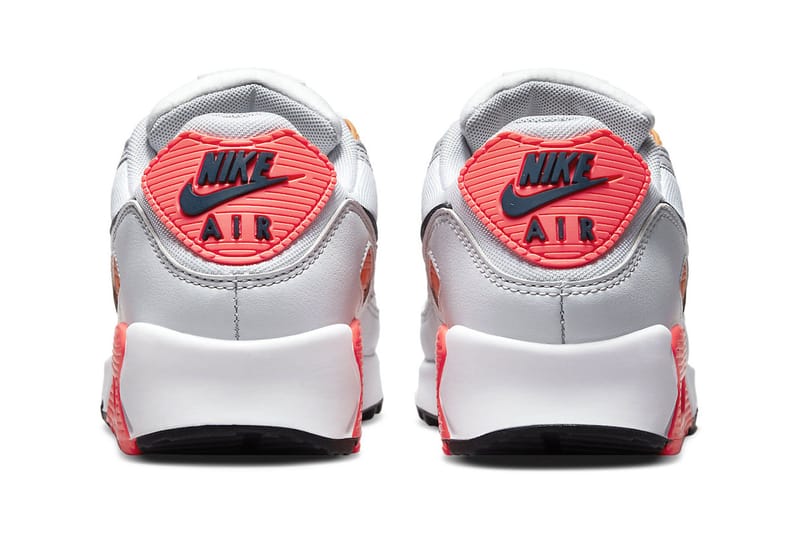 Nike 72 air max on sale white