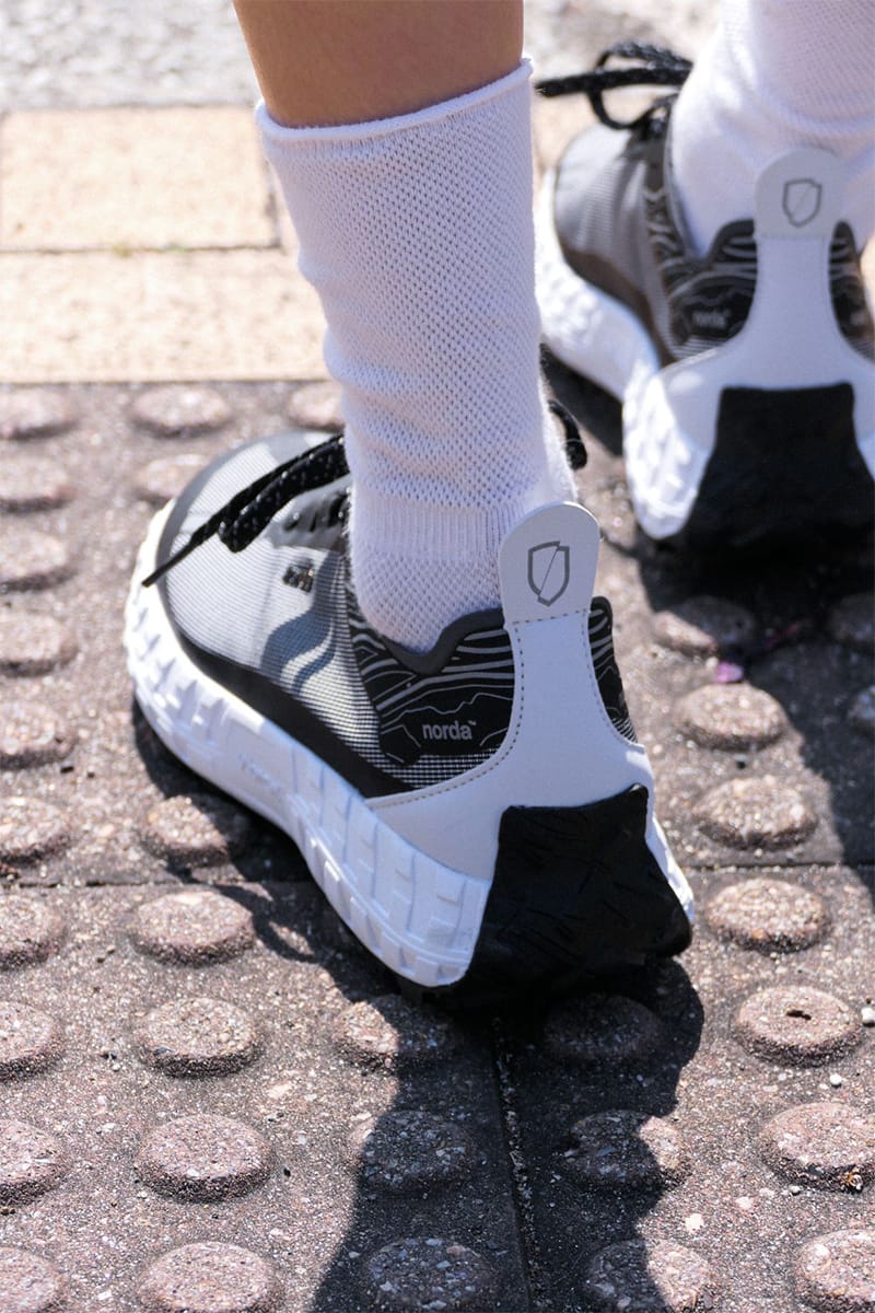 スニーカー NORDA RUN SNEAKER (001M) Men's Trail Running Shoes - White Gum 001 | norda run
