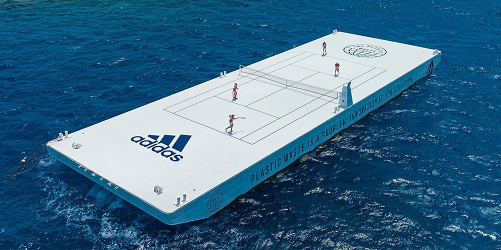 Parley и adidas разместили теннисный корт из переработанных материалов на Большом Барьерном рифе в Австралии