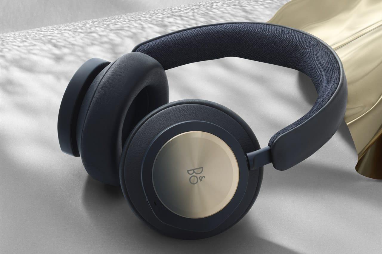 Bang & Olufsen Beoplay Portal PC/PS - Comfortable Wireless Noise Cancelling  Gaming Headphones for PC and Playstation, Grey Mist