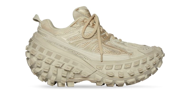 ローファー・オックスフォード BALENCIAGA Women Laced up Shoes 565547W1S809710 Beige White Leather Oxfords, Womens Beige Shoes, Vintage Lace up