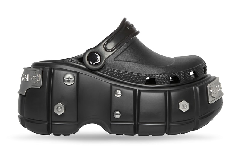 Balenciaga crocs black new arrivals