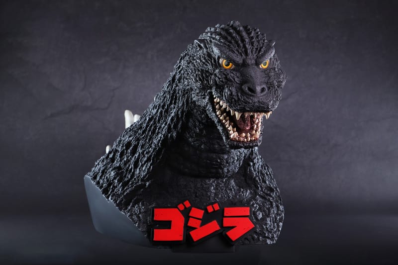 COOLPROPS ゴジラ 胸像 BUST REPLICA HEISEI Coolprops TOHO “Heisei” Godzilla Bust Release | Hypebeast