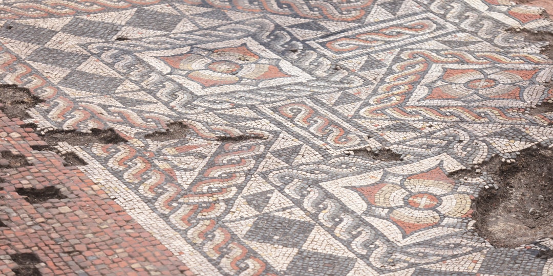 Археологи нашли потрясающую римскую мозаику в Лондоне