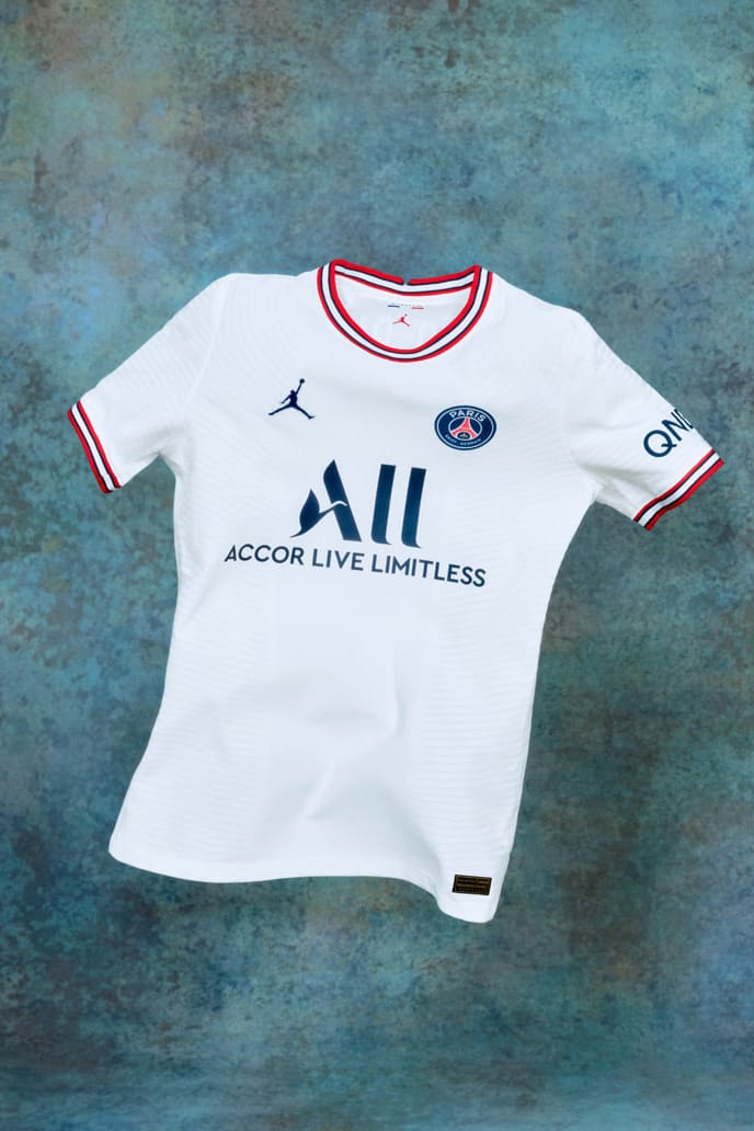 Paris saint germain store jordan white