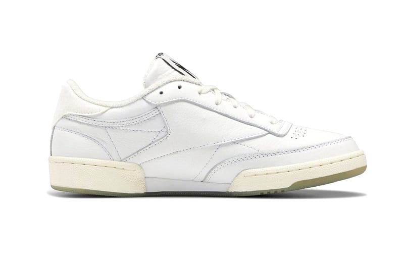 Reebok on sale 2 off