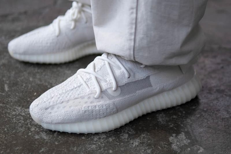 yeezy 350 v2 on foot