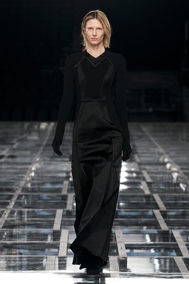 ブラウス - ジバンシィ（GIVENCHY） | アイテムサーチ ｜VOGUE JAPAN