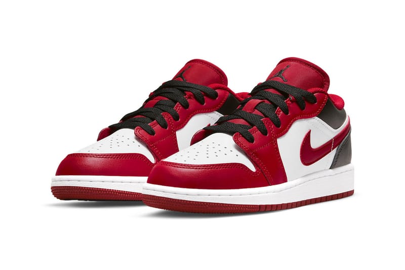 Nike chicago deals bulls shoes