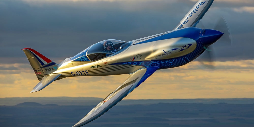 «Дух инноваций» Rolls-Royce — самый быстрый в мире полностью электрический самолет