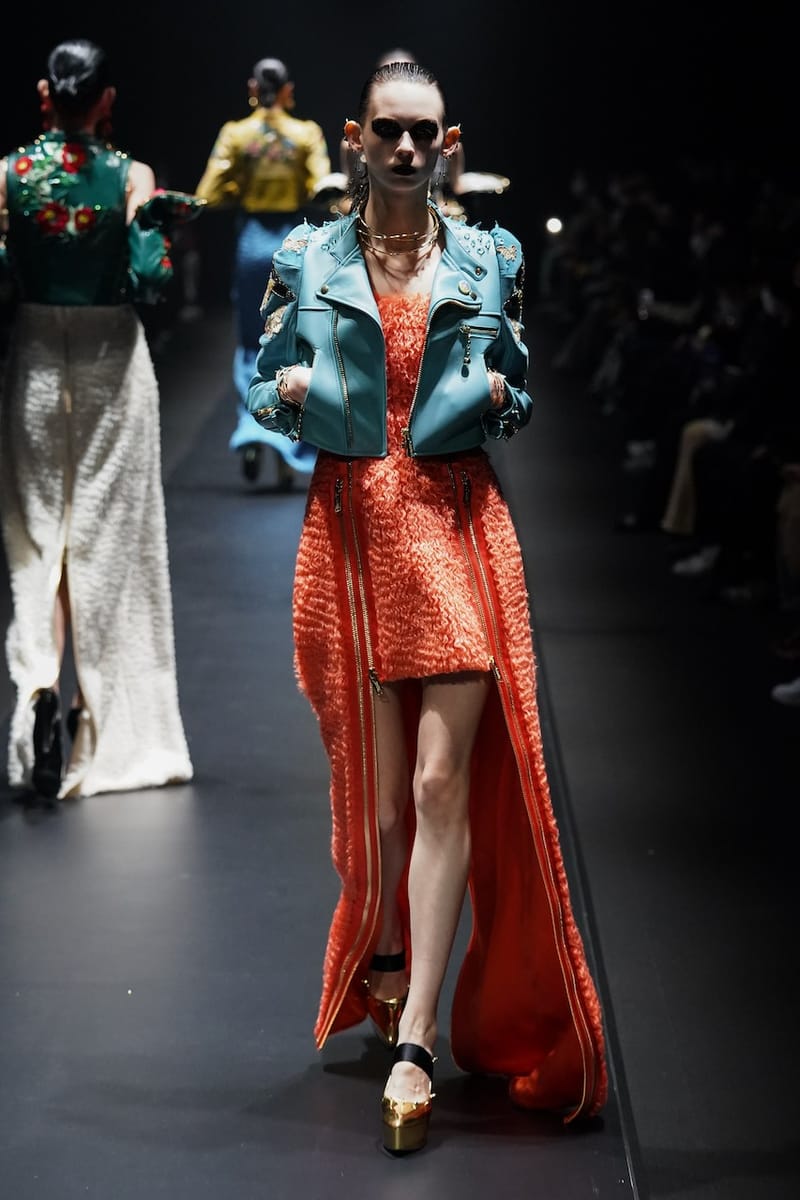 undercover コレクション Undercover Fall Winter 2022 Womens Runway Collection | Hypebeast