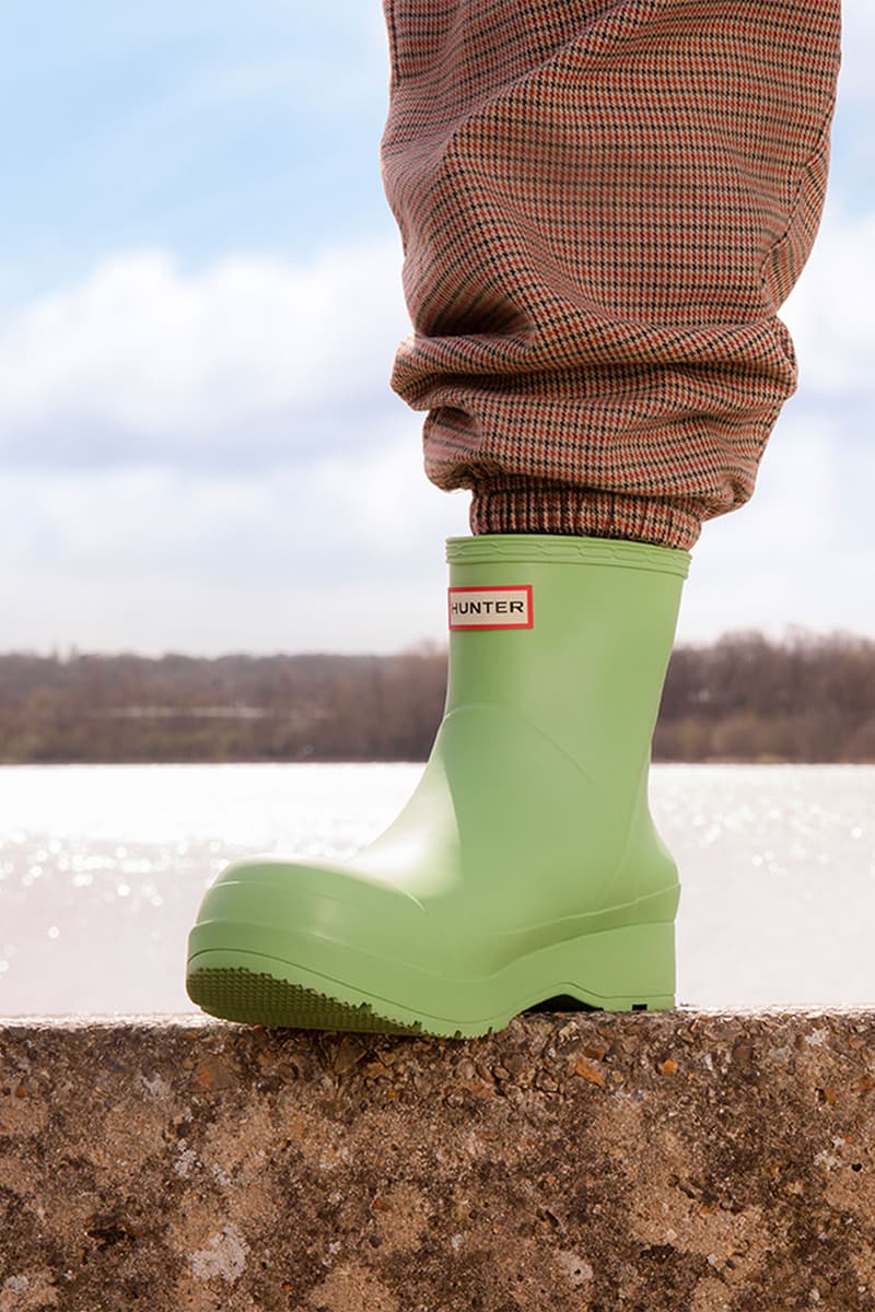 国内配送 HUNTER PLAY MOLDED BOOT GLAM GREEN Women's Hunter Play Insulated Vegan Shearling Tall Rain