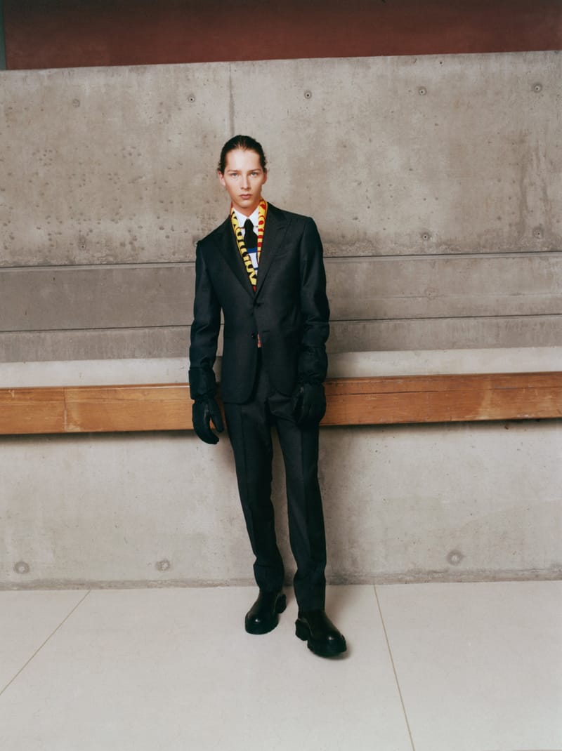 Louis Vuitton × Virgil Abloh Louis Vuitton paratroopers logo