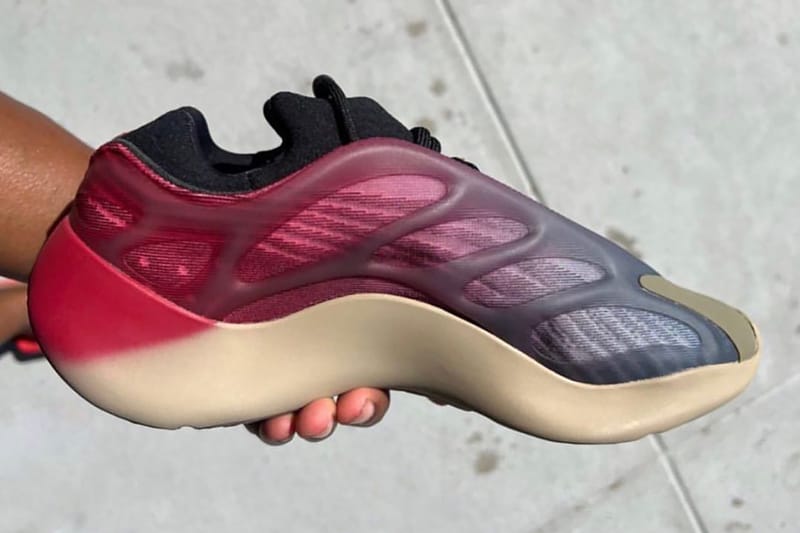 Hot pink yeezy 700 best sale