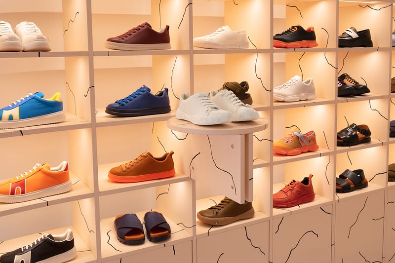 Camper store shoes roma