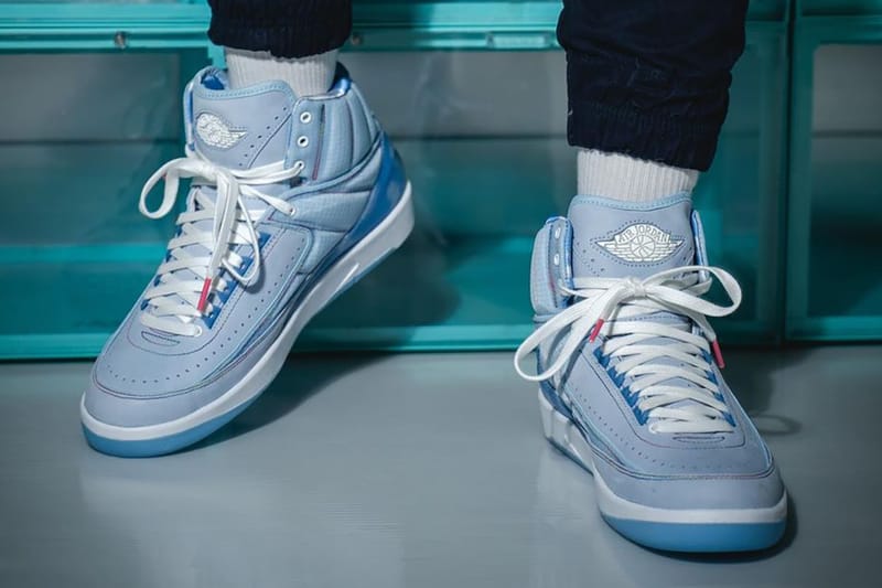 Air jordan 2 on on sale feet