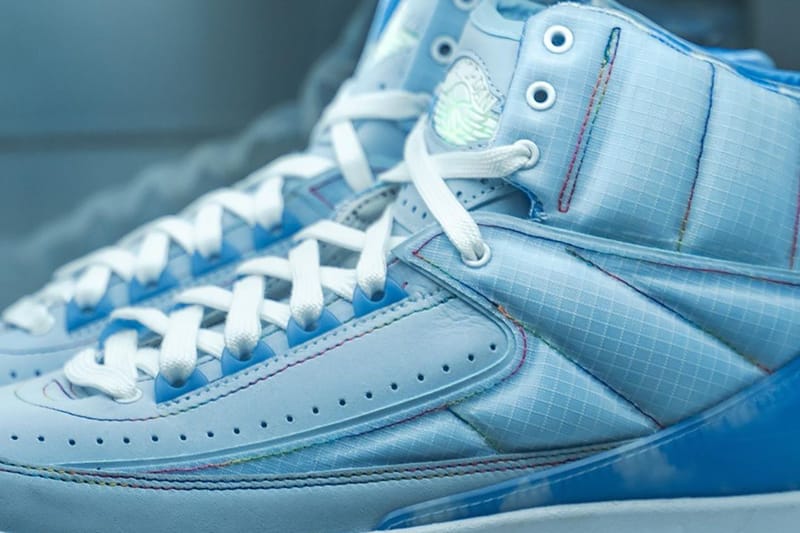 Baby blue outlet jordan 2