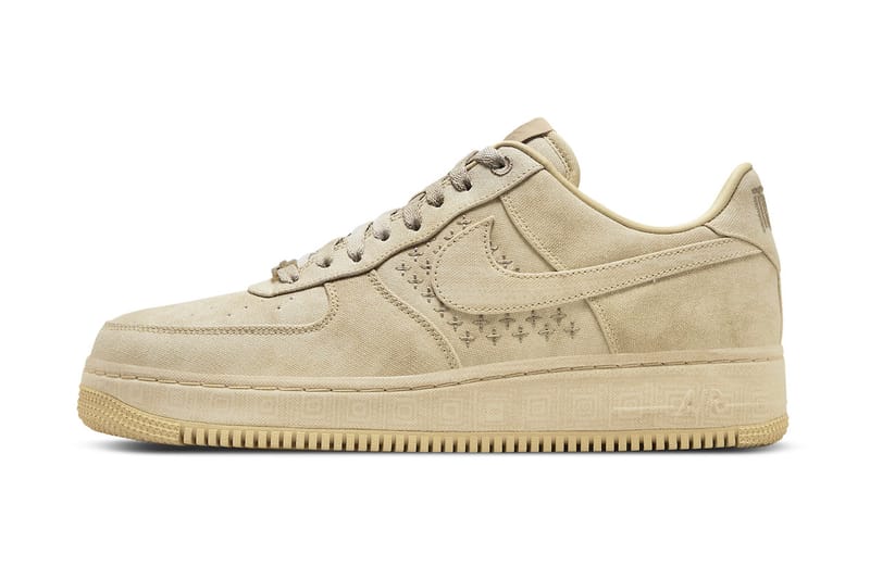 nike air force 1 tan bottom