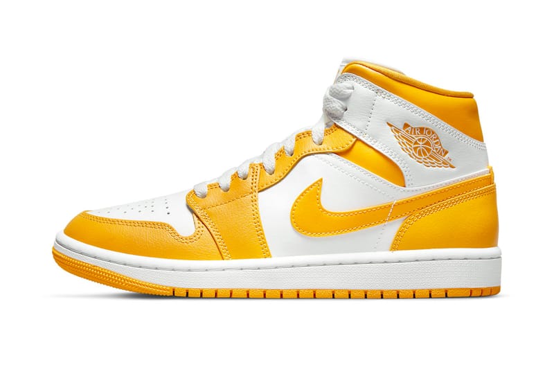 nike air jordan 1 mid white black university gold