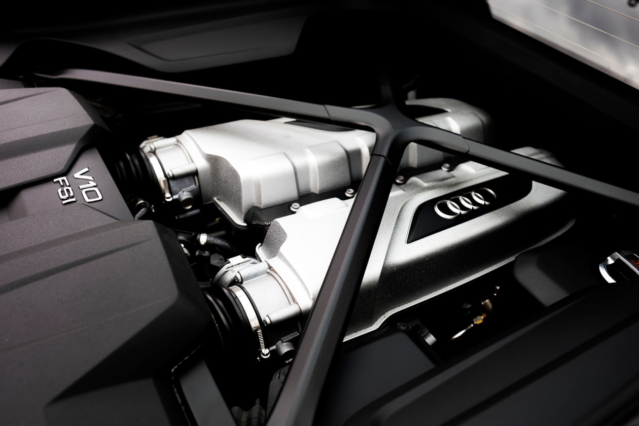 Audi R8 Engine Wallpapers