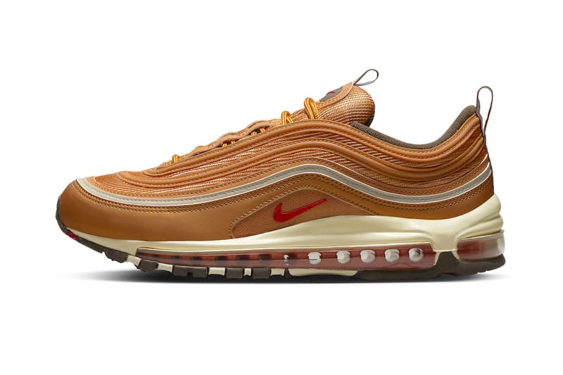 Nike 97 gold italy hotsell