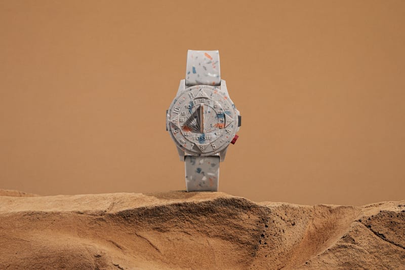 【レトロ中古、ジャンク】FOSSIL ポパイ 限定15,000個 人形&ケース NEW-FOSSIL MACHINE SILVER TONE,ORANGE CHRONOGRAPH DIAL,WATCH