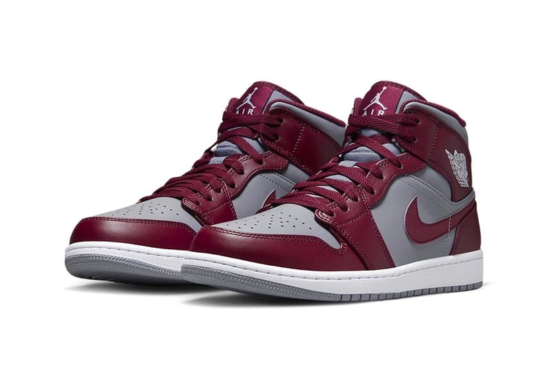 Jordan 1 mid outlet maroon