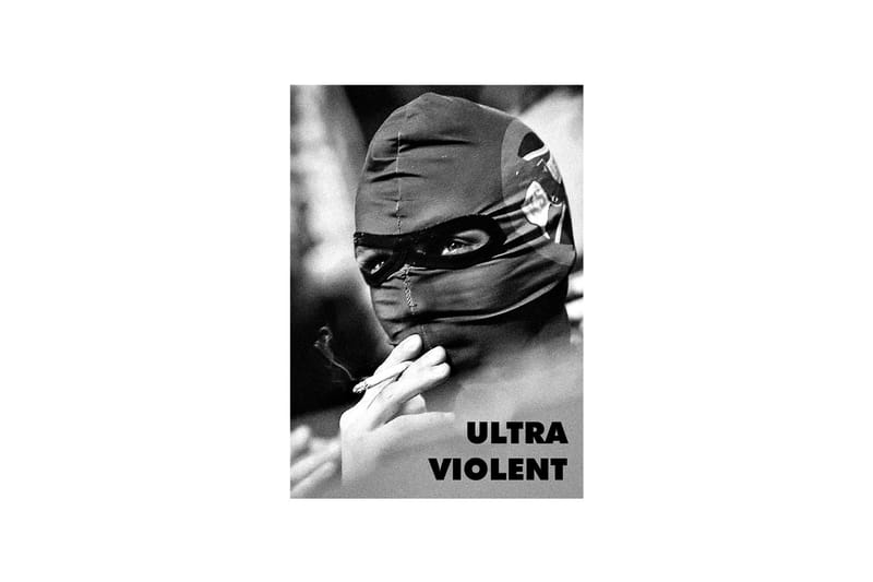 プーリア・コジャステハペイ　ULTRA VIOLENT 写真集　550BC Ultra Violent' Book 550BC Pouria Khojastehpay Football | Hypeart