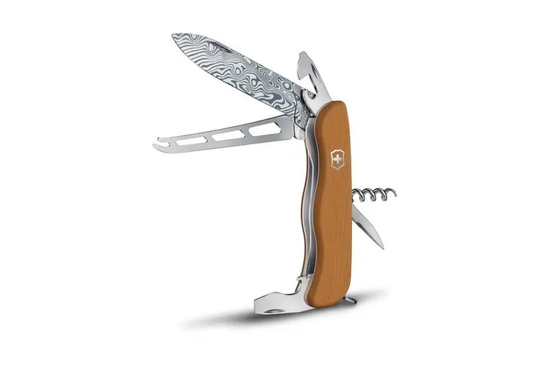 Victorinox 2022 Damast Swiss Army Kife Hypebeast