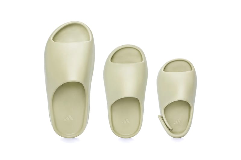 Yeezy slides best sale resin womens