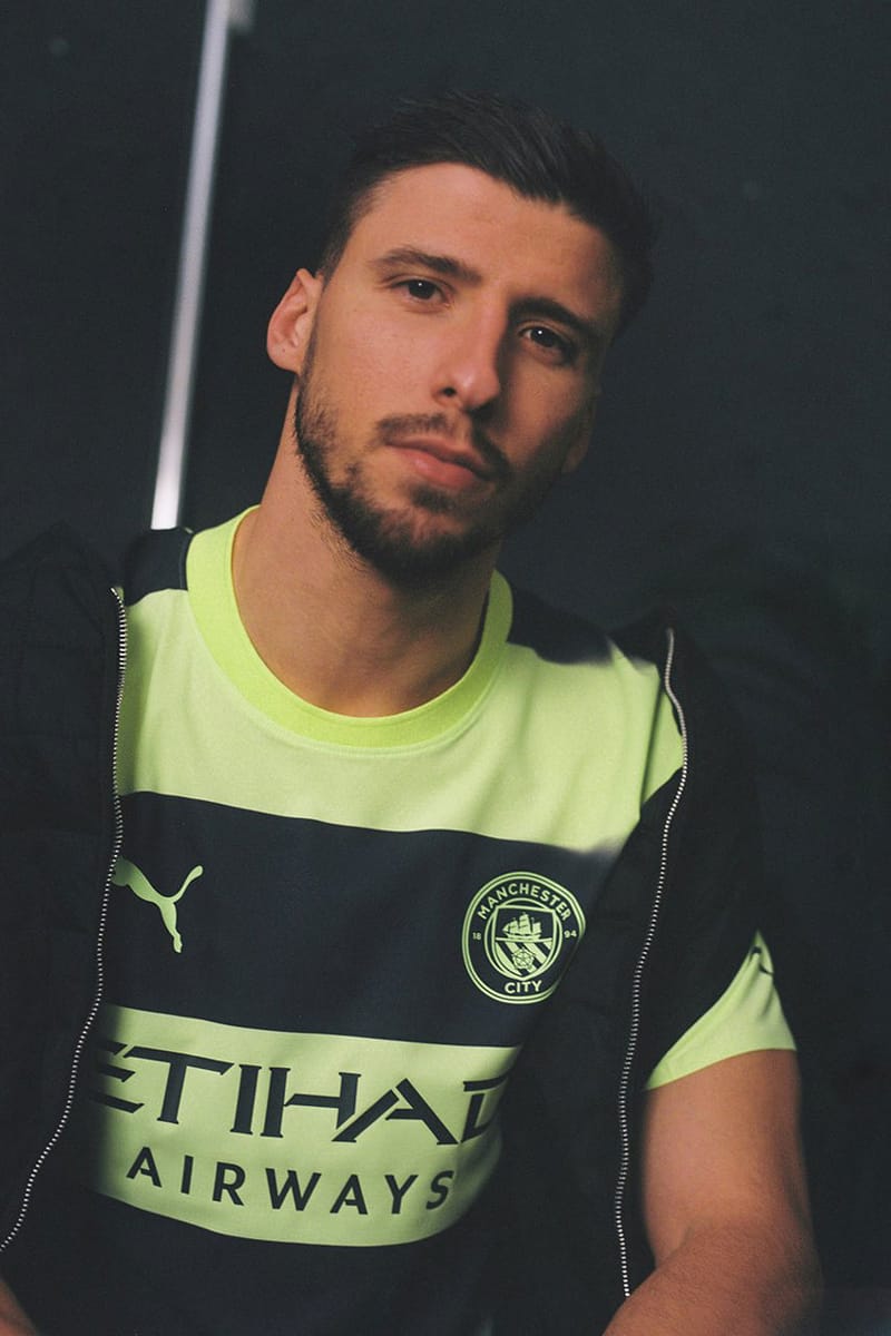 Manchester City Presents Its Official Third Kit | Hypebeast