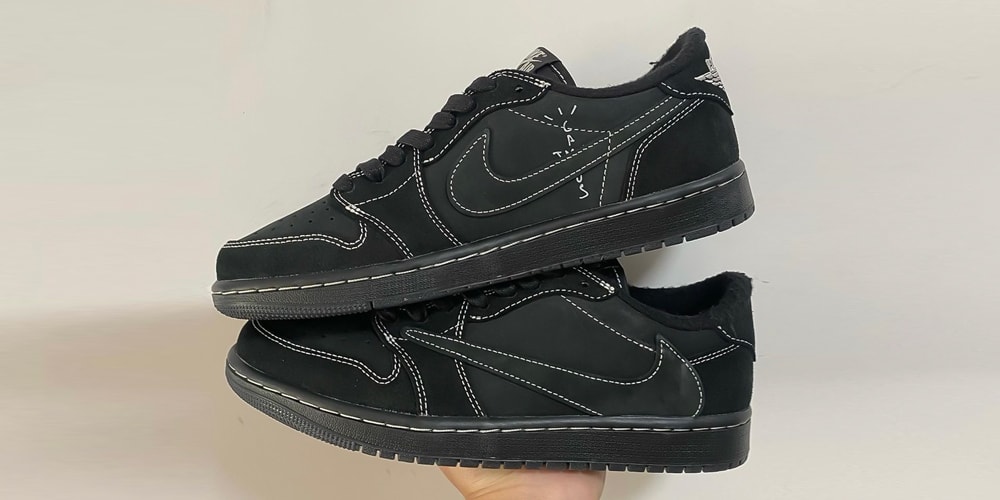 Обратите внимание на кроссовки Travis Scott x Air Jordan 1 Low OG SP «Black Phantom» со сменными шнурками.