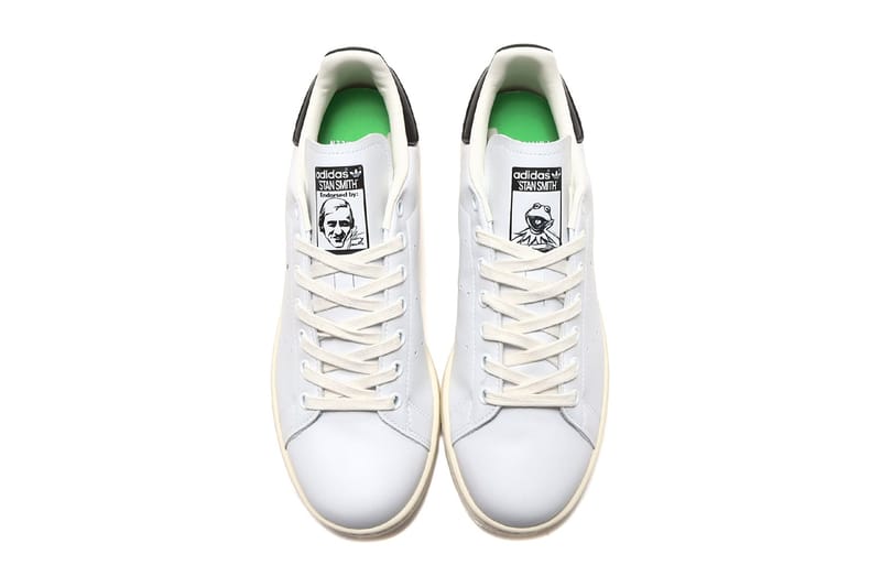 美品 STAN SMITH × Disney クルエラ adidas Cruella Inspires This Disney x adidas Stan Smith Collaboration