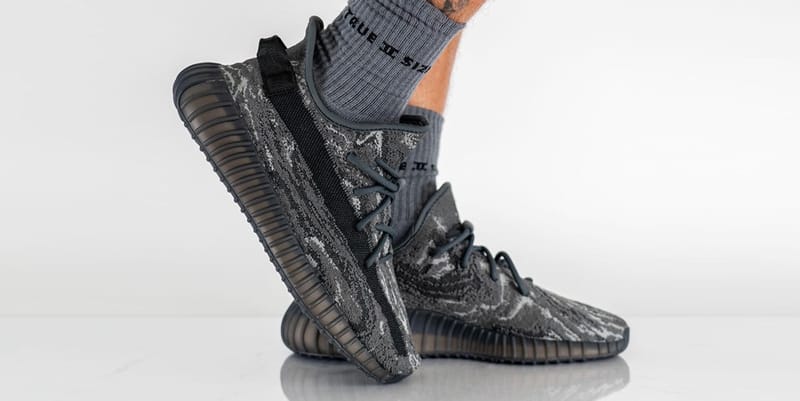 Adidas yeezy clearance grey and black