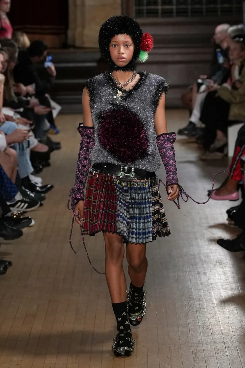 Chopova Lowena London Fashion Week SS23 Runway | Hypebeast Chopova Lowena London Fashion Week SS23 Runway | Hypebeast