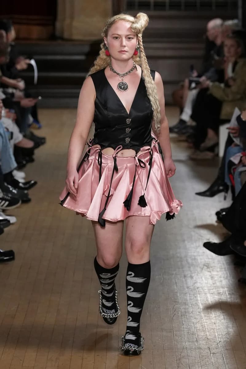 Chopova Lowena London Fashion Week SS23 Runway | Hypebeast Chopova Lowena London Fashion Week SS23 Runway | Hypebeast