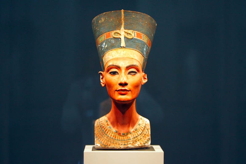 Nefertiti Mummy, Nefertiti Bust Sculpture, Nefertiti Ancient Egyptian ...