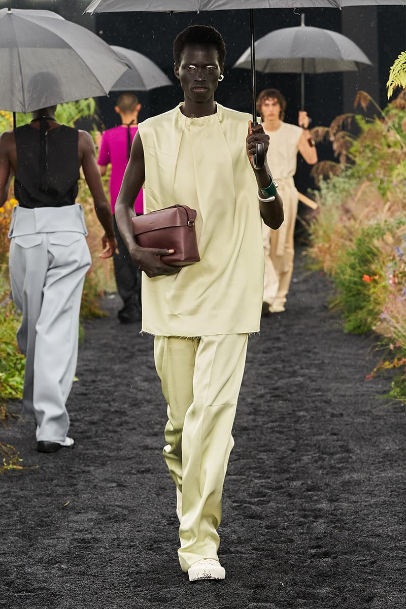Jil Sander Refocuses Its SS23 Collection on Sensible Unisex