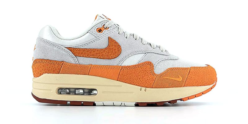 orange nike air max shoes