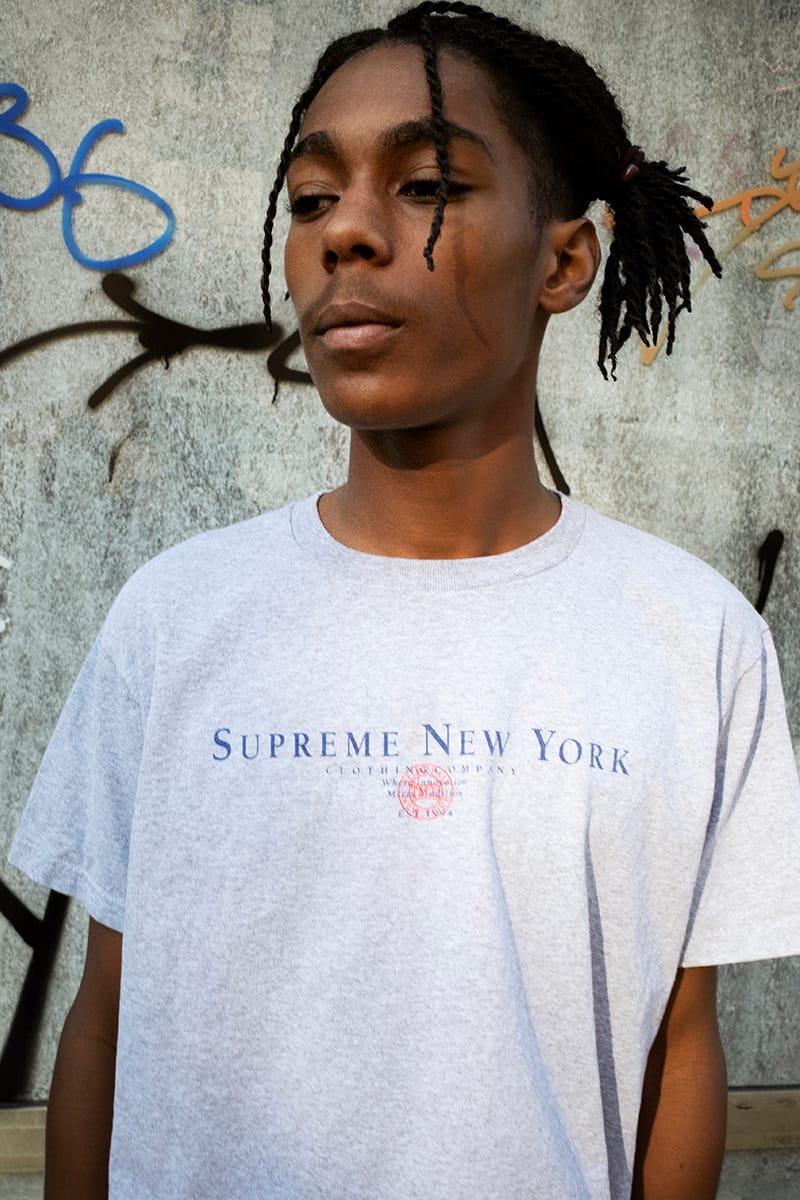 T shirt supreme new york on sale