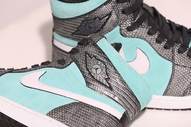 Tiffany blue hot sale jordan 1