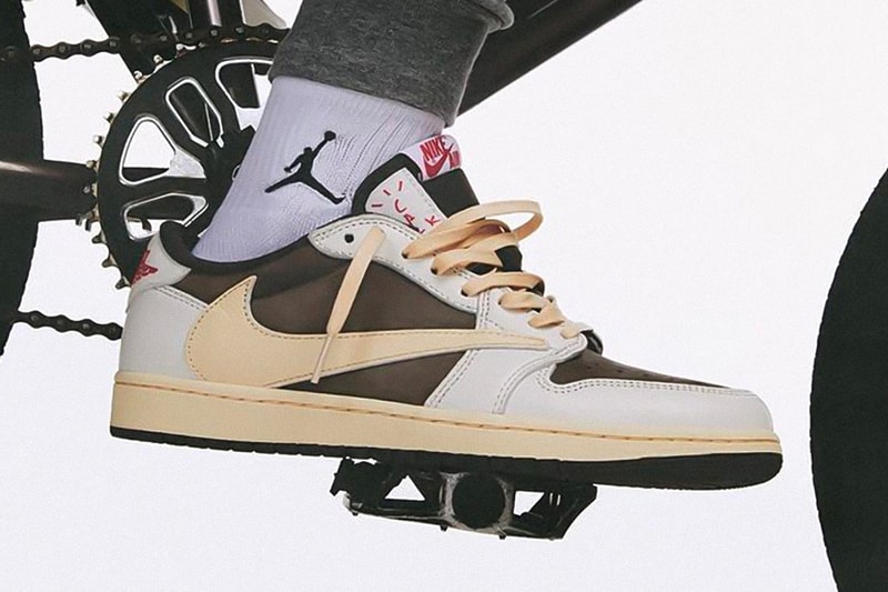 Travis Scott Air Jordan 1 Reverse Mocha SNKRS Entries | Hypebeast