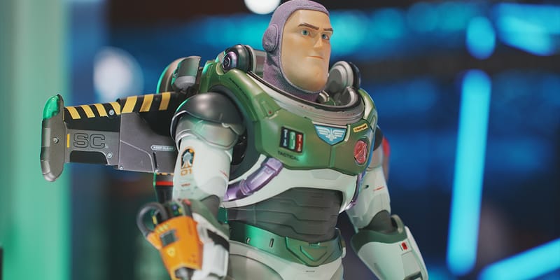 Buzz lightyear hot sale different versions