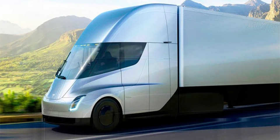 Tesla Semi Truck Broken Down on Highway Video | Hypebeast